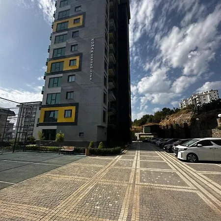 Apartament In Konak Garden Life